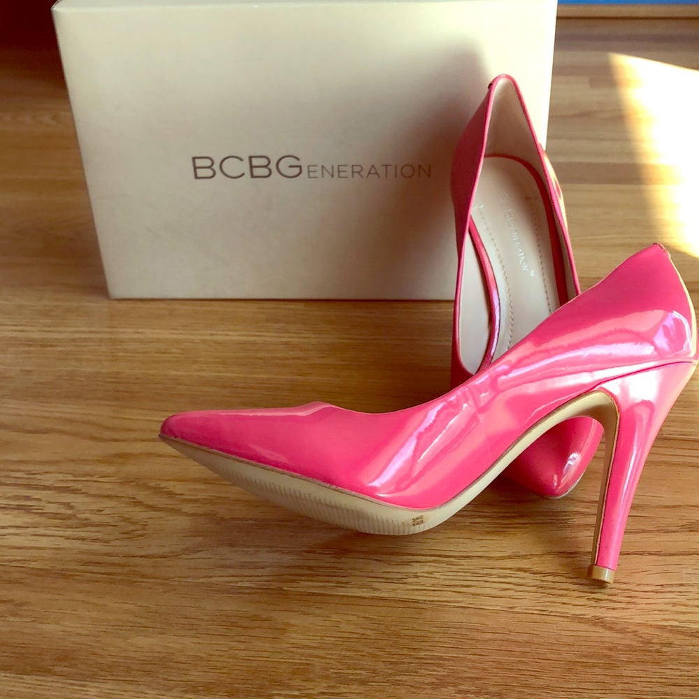 Pink pumps